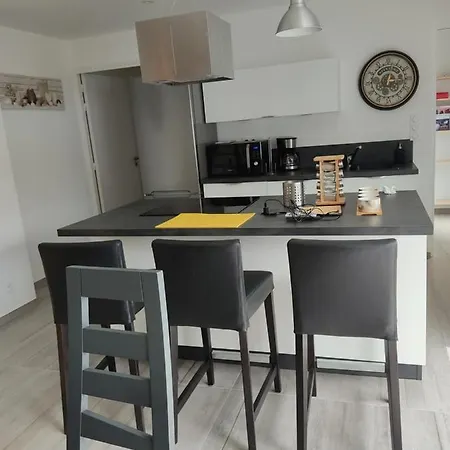 Ti Gwen Ha Du Locquirec